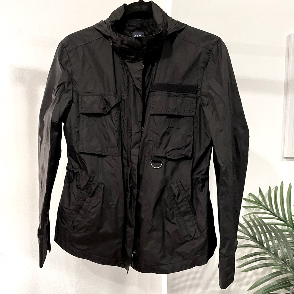Gap Windbreaker